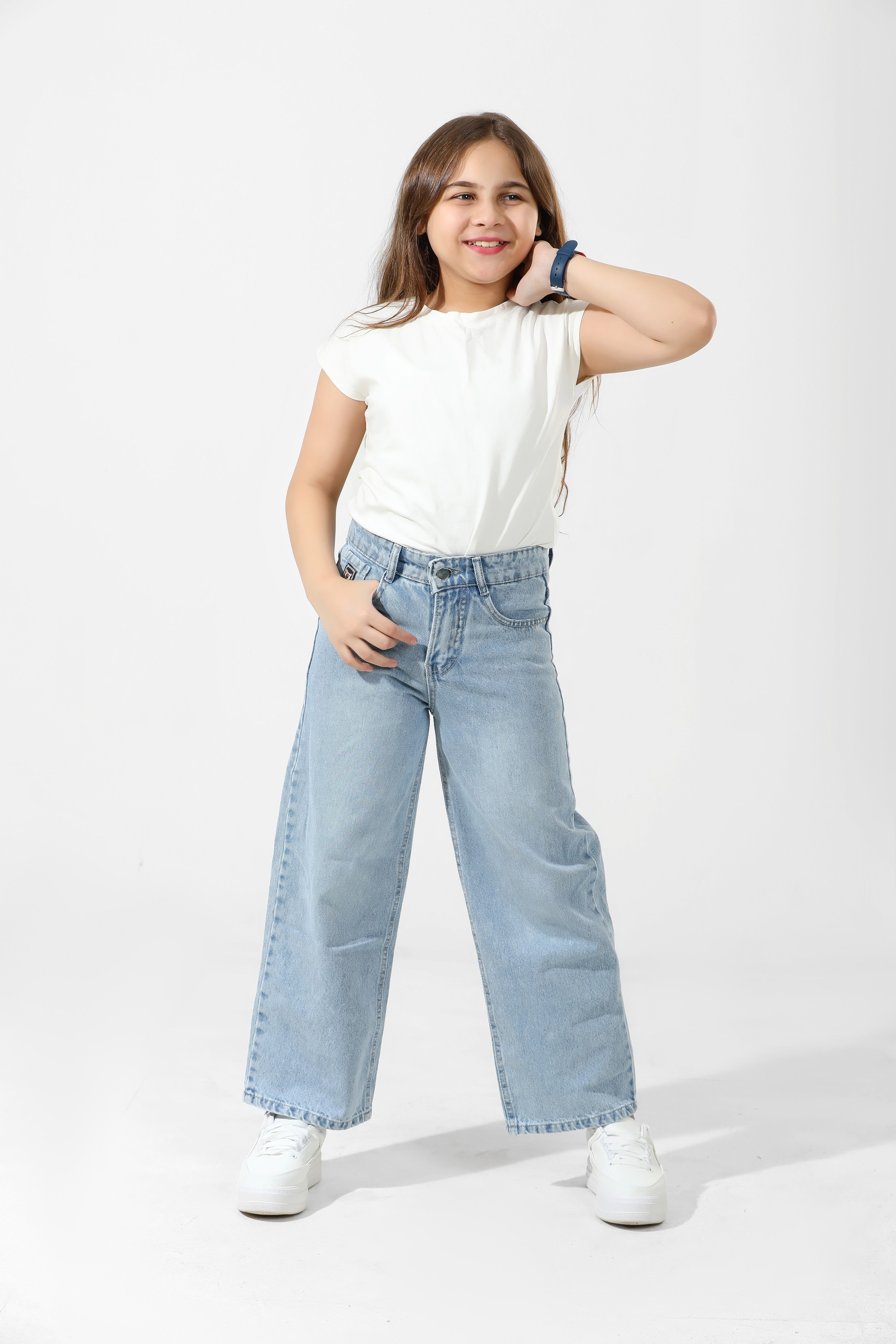 Girls Relaxed Fit WIDE LEG  Jeans (Light Wash)